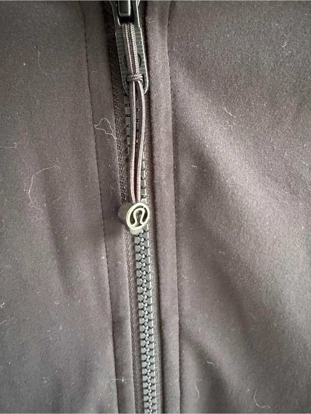 Lululemon Nulu define jacket cropped size 4 like new